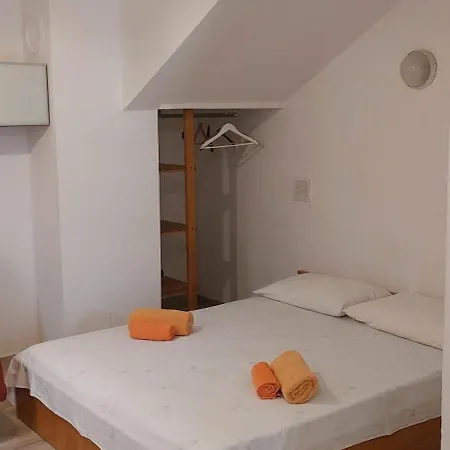 Asterix Apartamento *