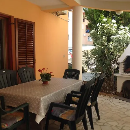 Apartament Asterix *