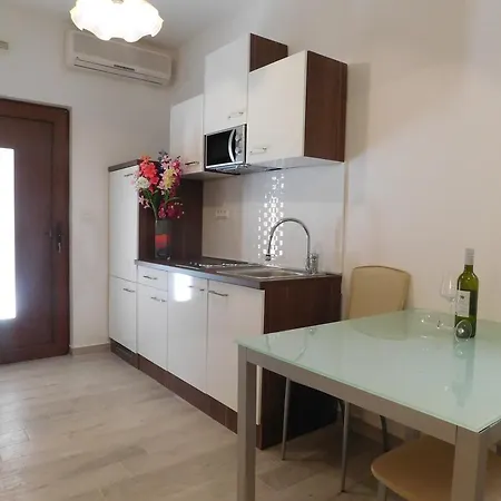 Apartament Asterix *